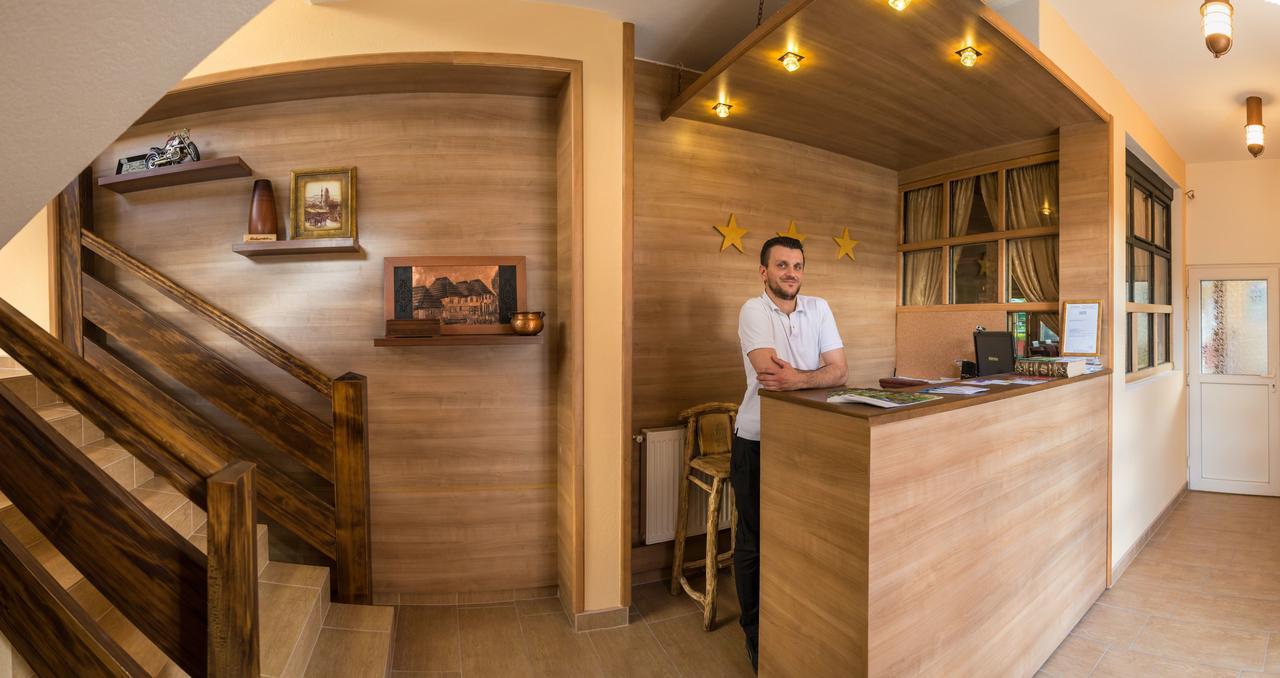 Motel Orhideja Donji Vakuf Buitenkant foto