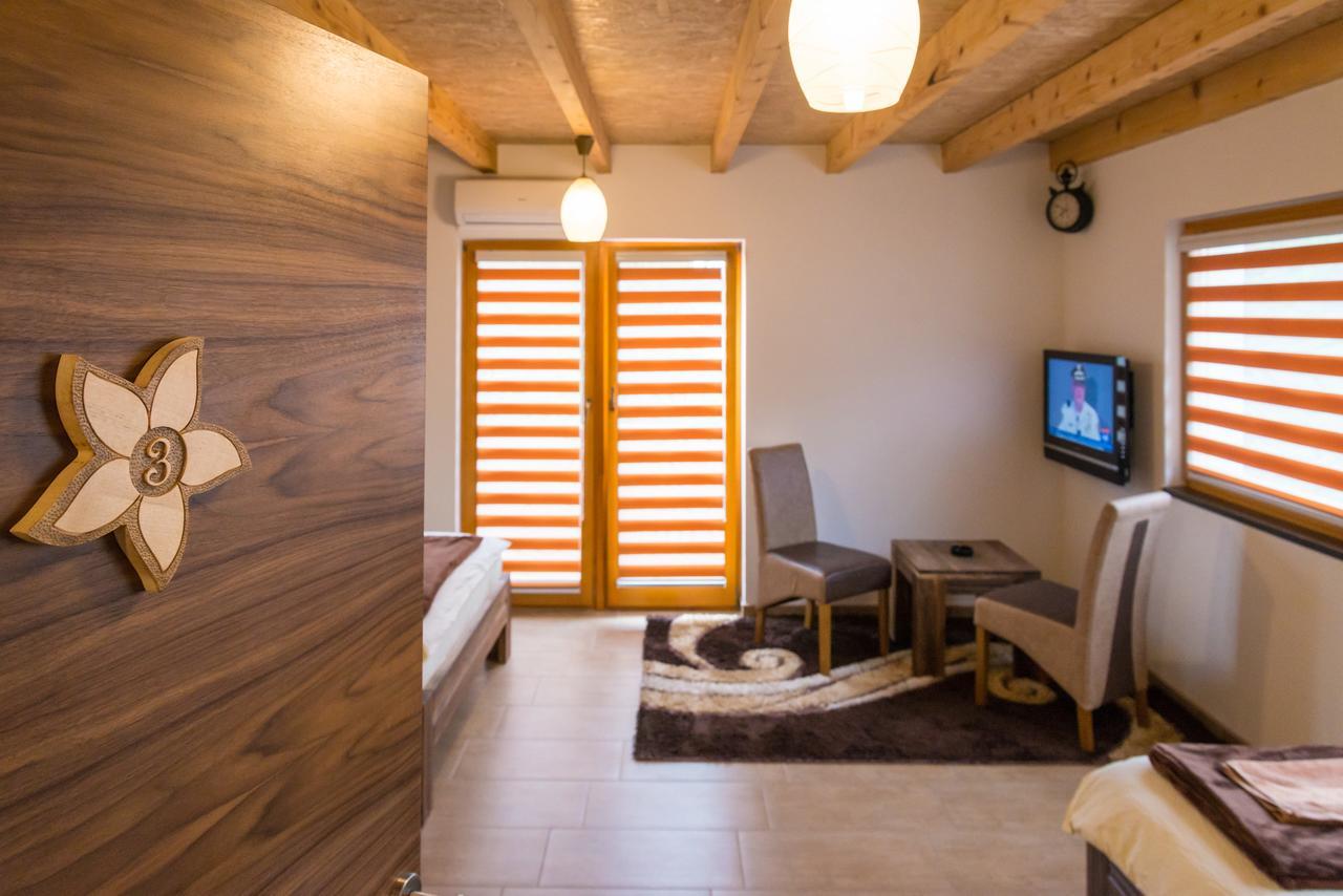 Motel Orhideja Donji Vakuf Buitenkant foto