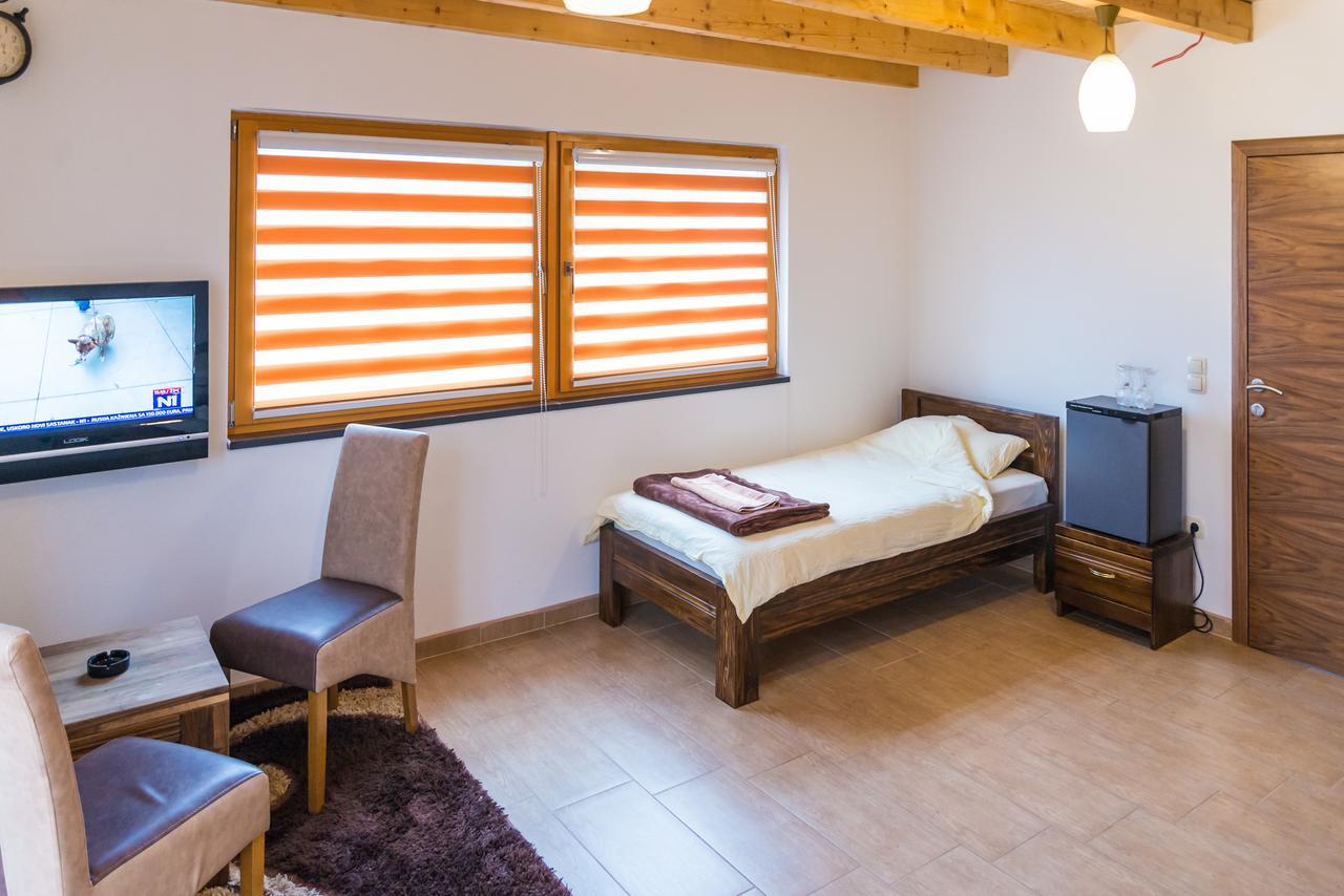Motel Orhideja Donji Vakuf Buitenkant foto