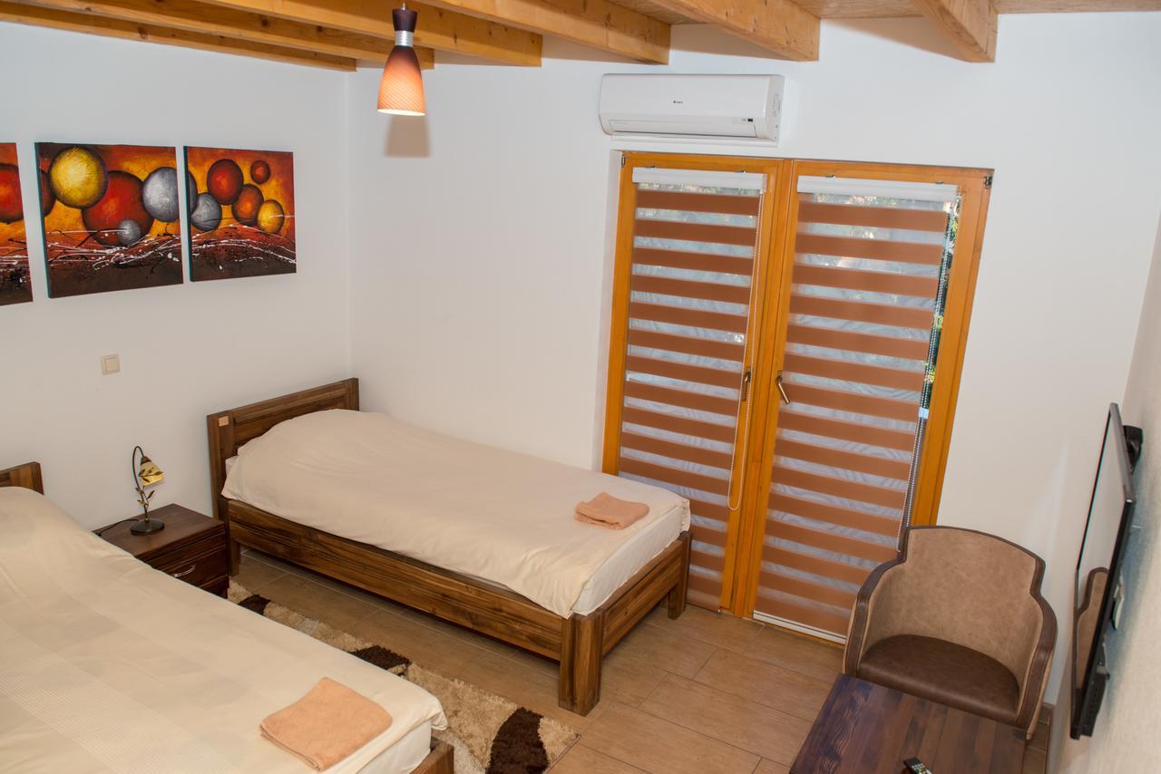 Motel Orhideja Donji Vakuf Buitenkant foto